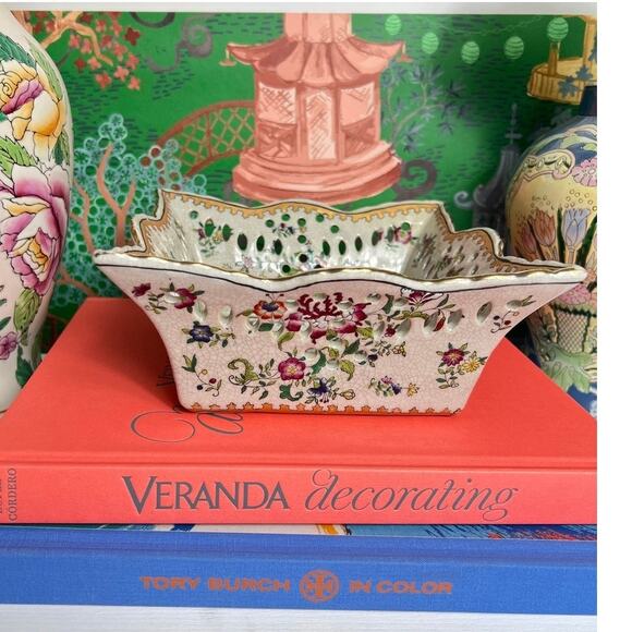 Vintage Chinoiserie Square Reticulated Chinese Porcelain Bowl Grandmillenial - Picture 8 of 8